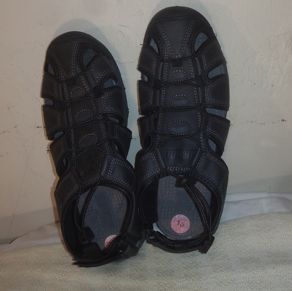 NWOT Khombu Harry Sandal Men's 10 leather and man made upper Hiking - Picture 7 of 10